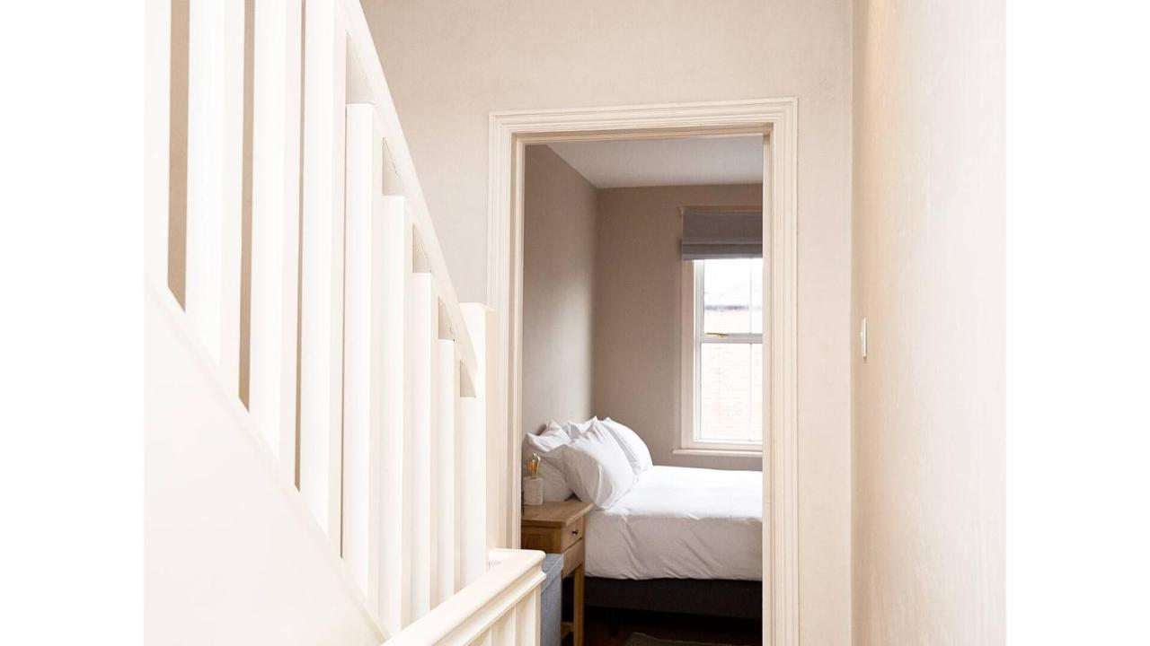 Pass The Keys Stunning, Brand New 3Br Home - Central Oxford Exteriér fotografie